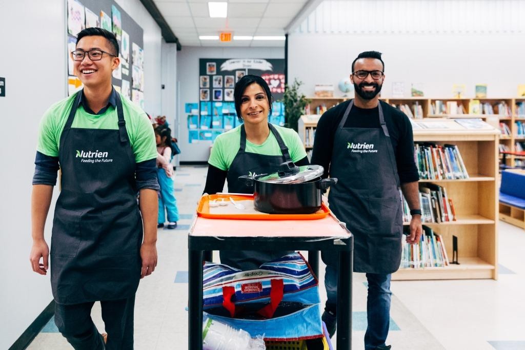 Nutrien empowers employees to make a meaningful difference to their communities through its Employee Volunteer Program.