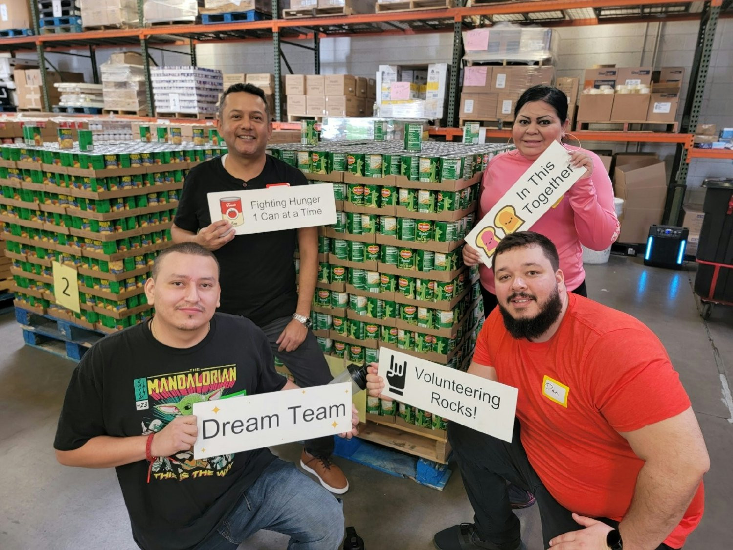 Credit Underwriting team volunteering at United Food Bank in Phoenix, AZ. 