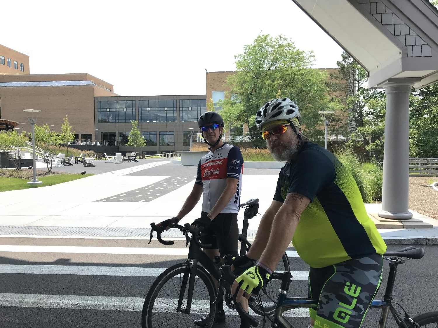 LOCATORX EMPLOYEES ENJOYING A BIKE RIDE BREAK