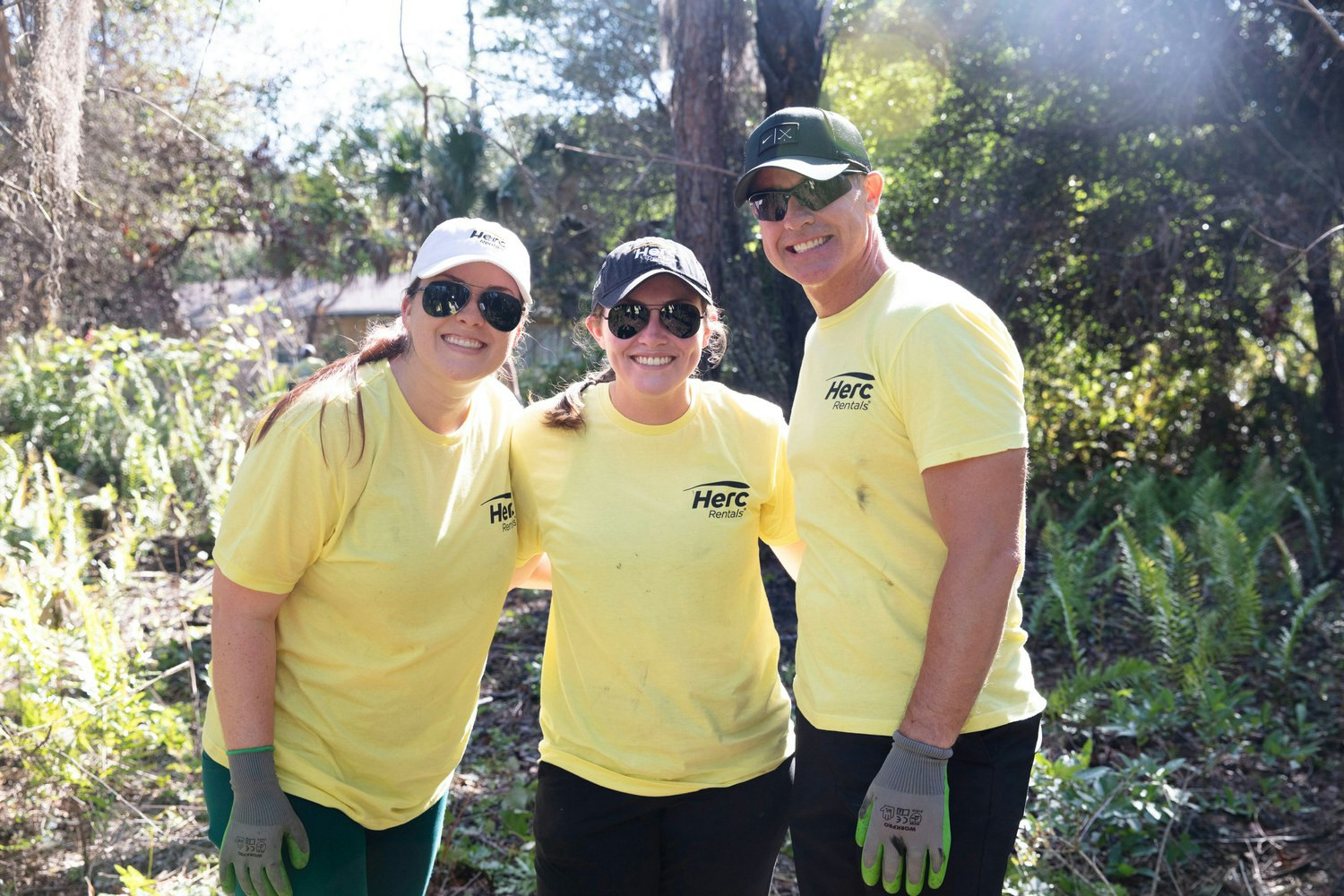 In honor of Earth Month, team members volunteered to spend an afternoon of tree-planting. 