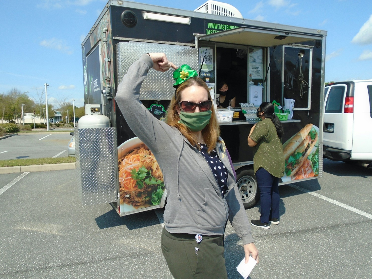 Team Tuesday food truck in Florida for lunch