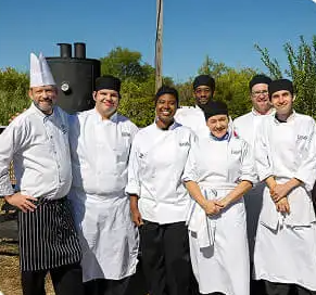 Residential Farm-to-Table experiences enhance online student learning and community. 