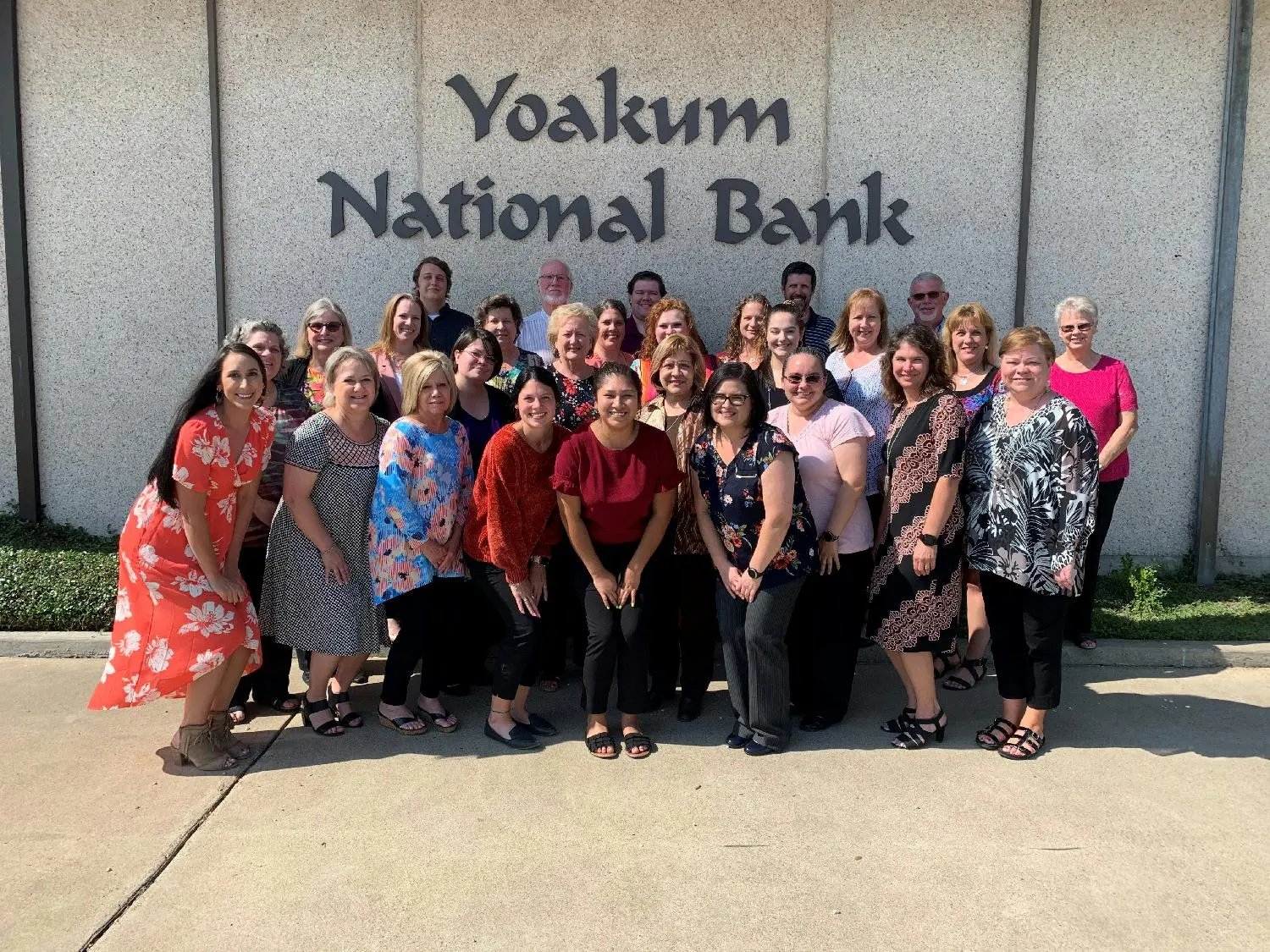 Working at Yoakum National Bank Great Place To Work®