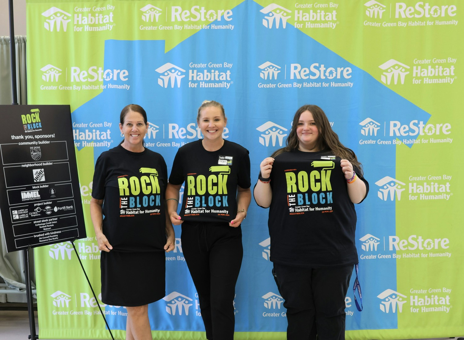 CoVantage Employees - Rock the Block Home Improvement Volunteer Event
