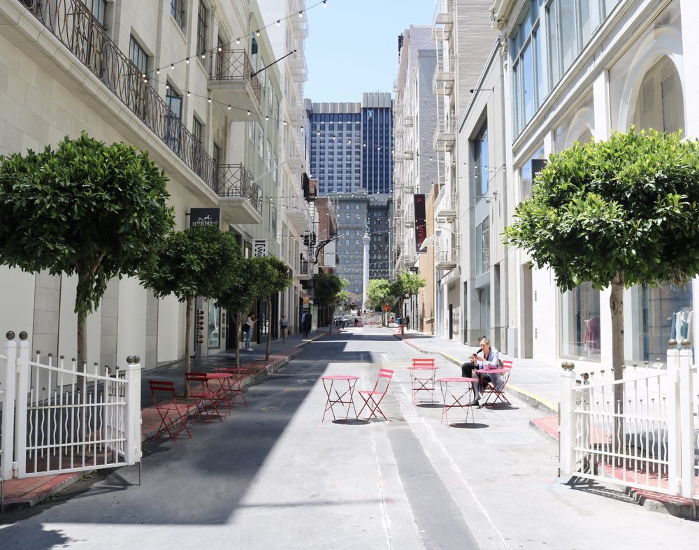 Maiden Lane is a backstreet connection between Stockton Street and Grant Avenue, with UPRAISE PR nestled in the middle.