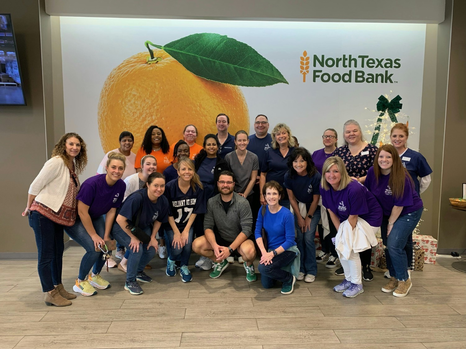 Reliant at Home and The North Texas Food Bank service event.