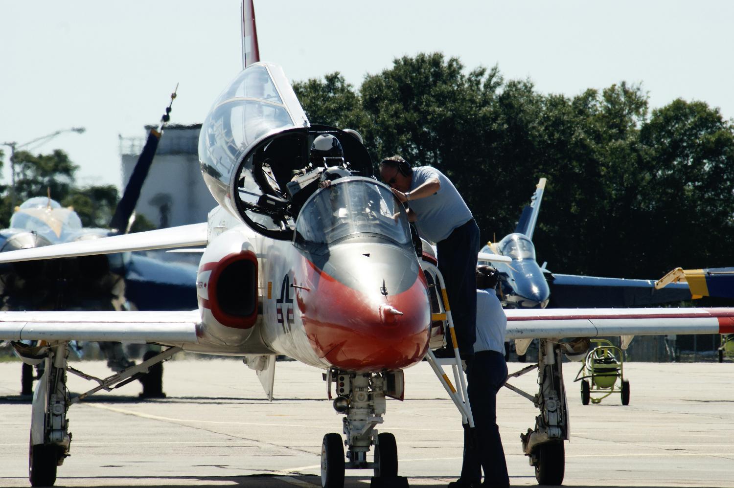 Maintaining U.S. Navy and U.S. Marine Corp T-45 Goshawk 