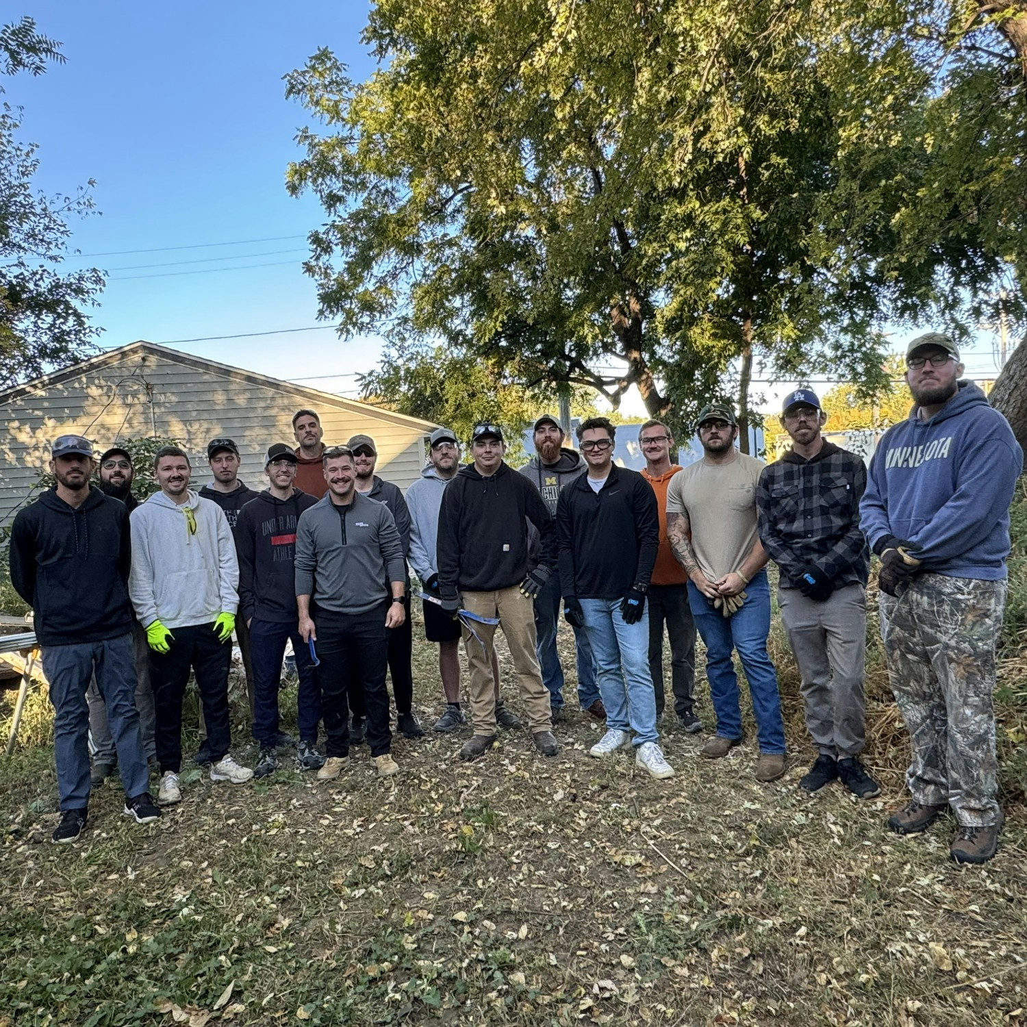 Working hard together and giving back to our communities — teamwork is at the heart of Voss.