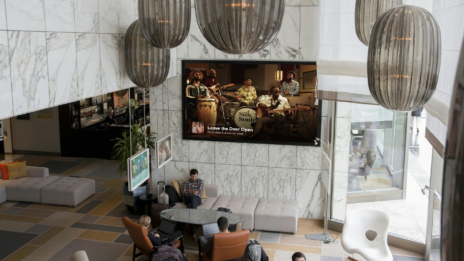 The Loop Player in a hotel lobby