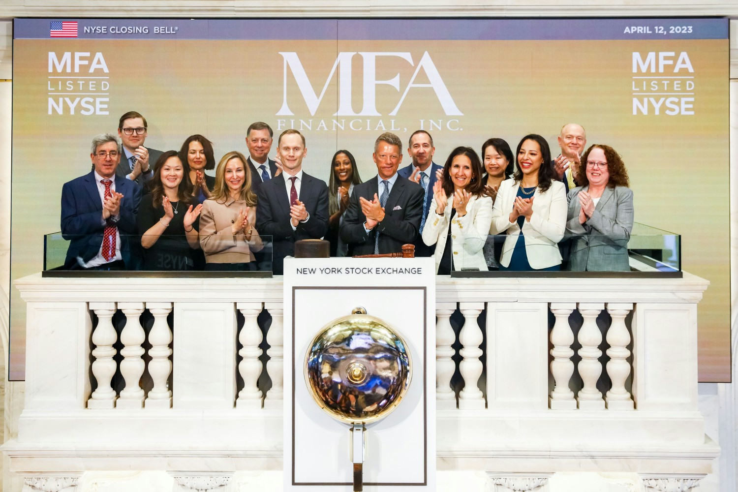 MFA Rings the closing bell at the NYSE celebrating 25 years!