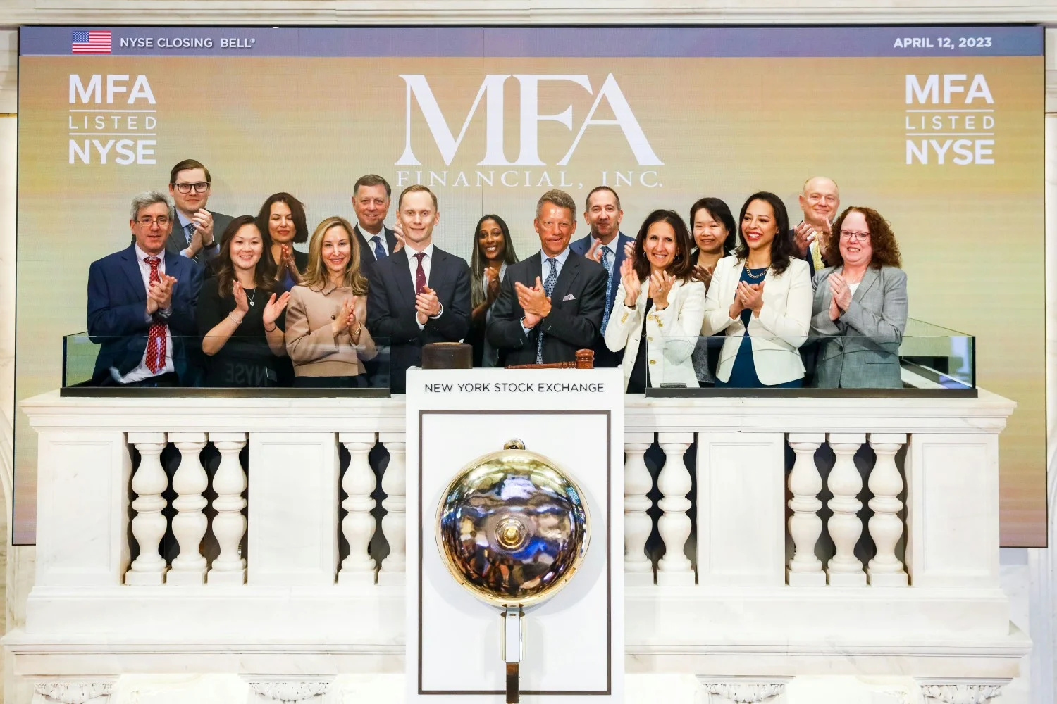 MFA Rings the closing bell at the NYSE celebrating 25 years!