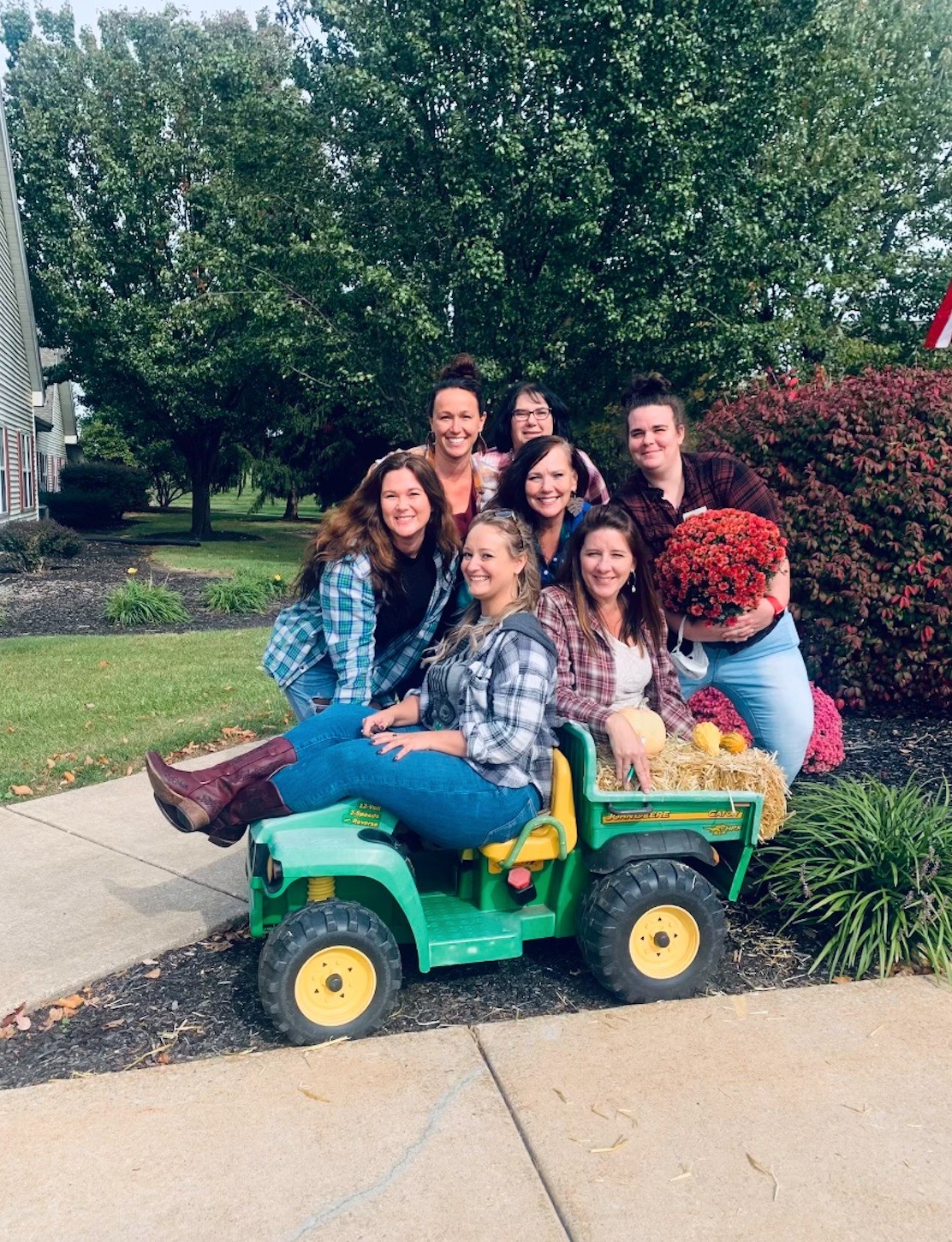 Team Magnolias at Chambersburg decorating for Fall. 