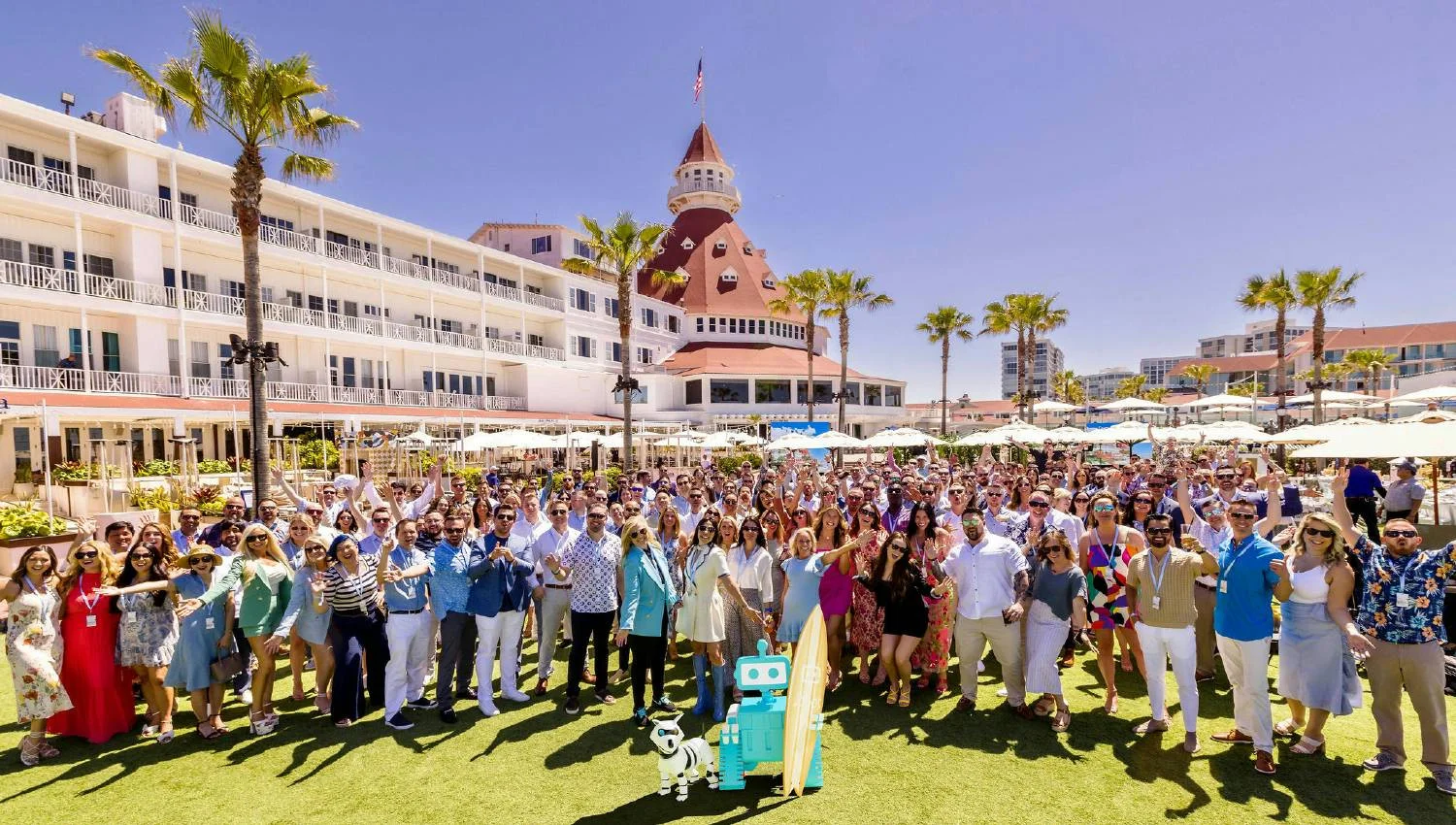 Jobot celebrated its quarterly achievements at the iconic Hotel Del Coronado in San Diego.
