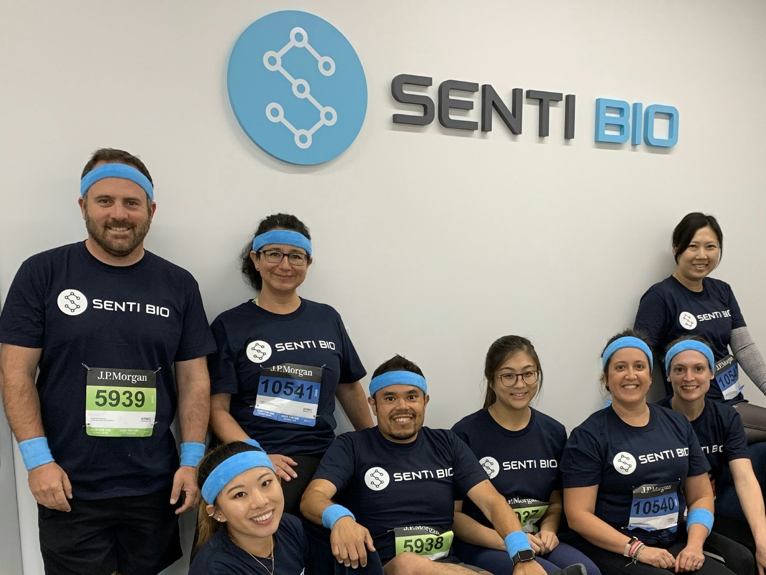 Senti Bio's Run Club getting ready to race together in the 2019 JP Morgan Corporate Challenge.