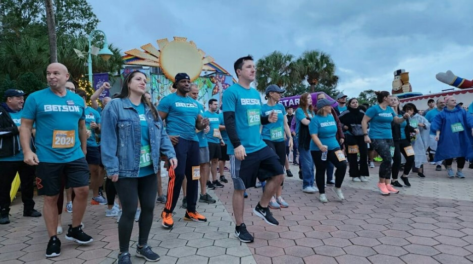 HBI Participates in the 2023 Annual IAAPA Expo Run/Walk! 