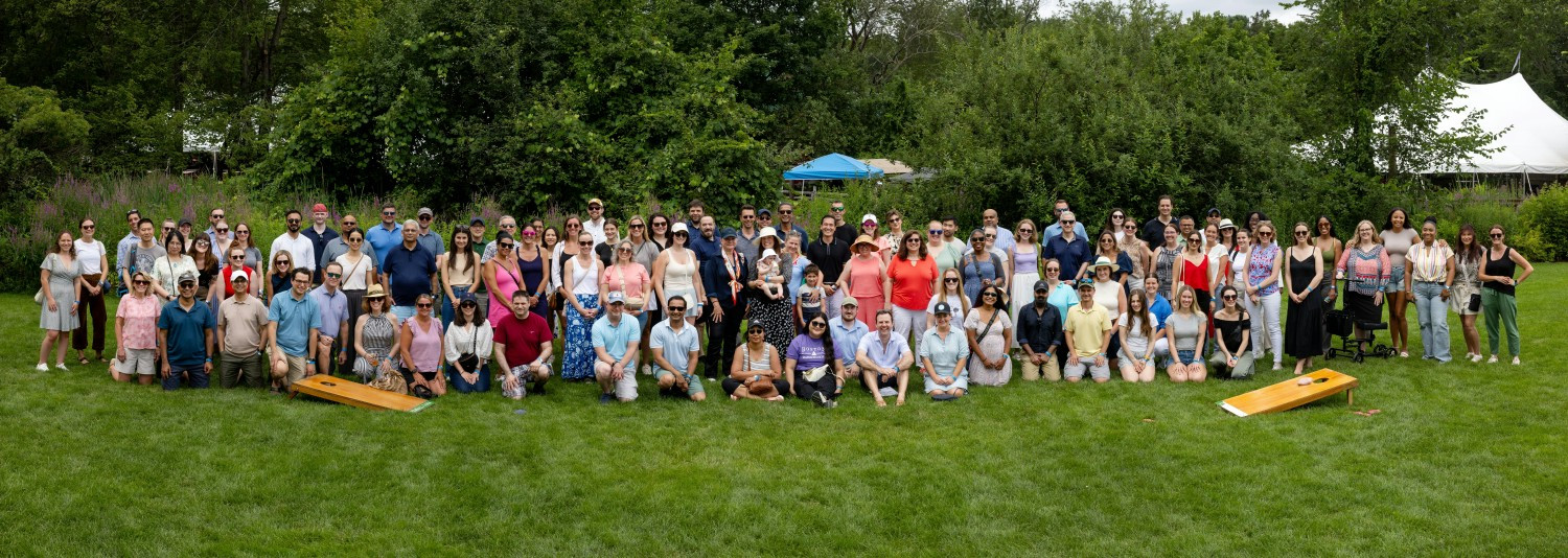 Connecting and celebrating our team’s dedication at the annual Servier summer outing in Boston.