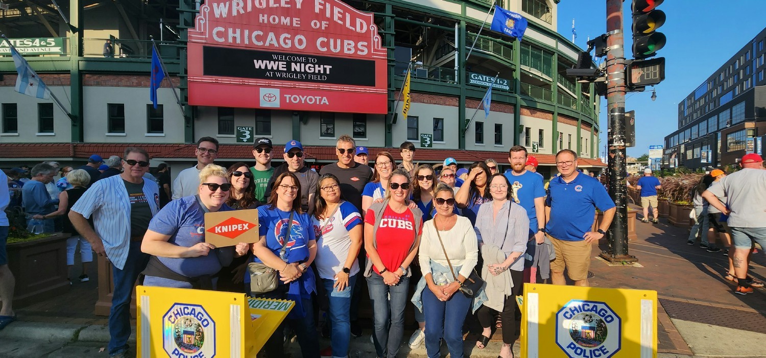 Several KTLP team members got to experience Wrigley Rooftops to bond with the sales team during their annual meeting.