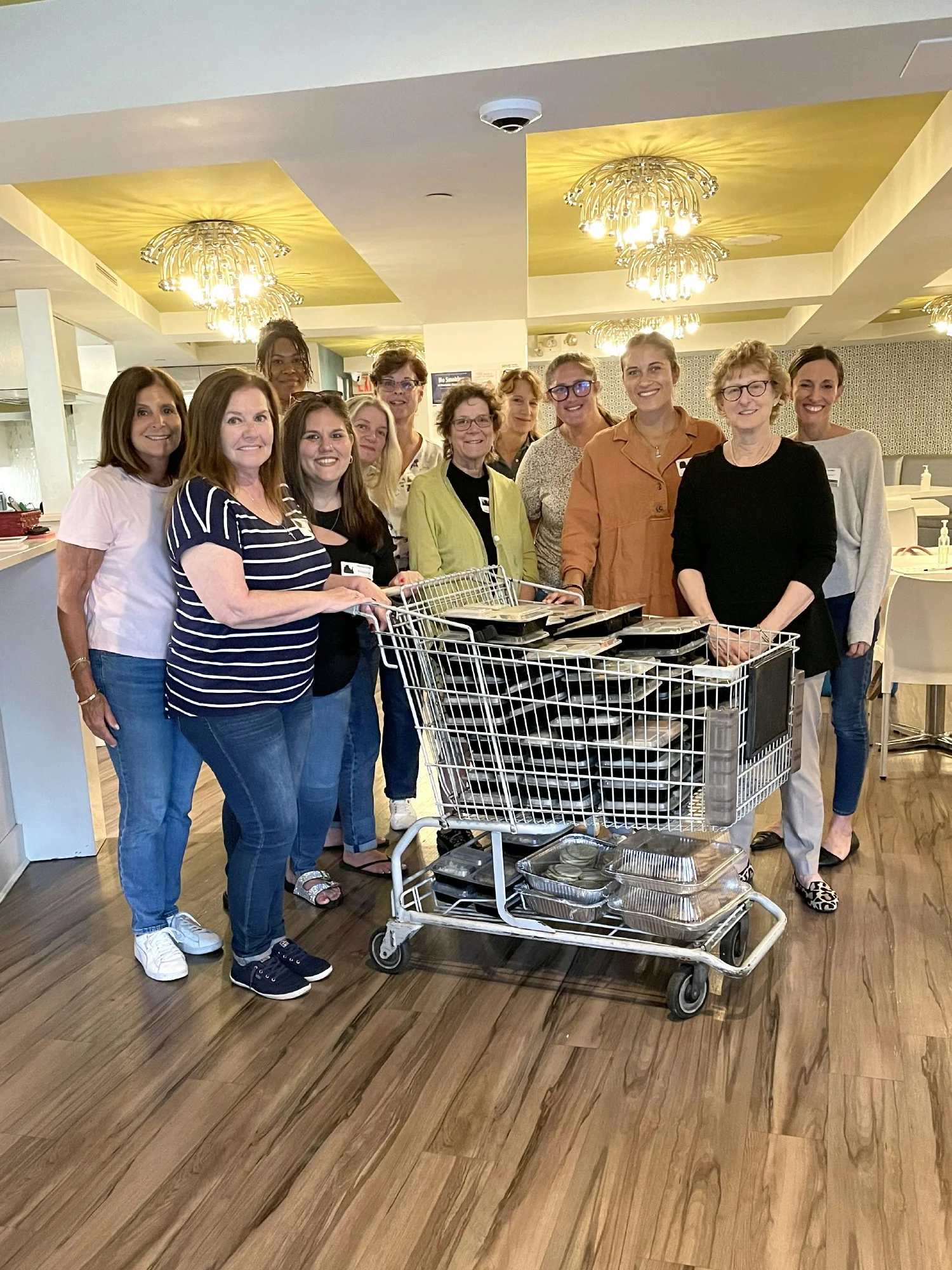 Lisa & Ellen Kravet joined employees to prepare a meal at the Ronald McDonald House, spreading kindness and support!