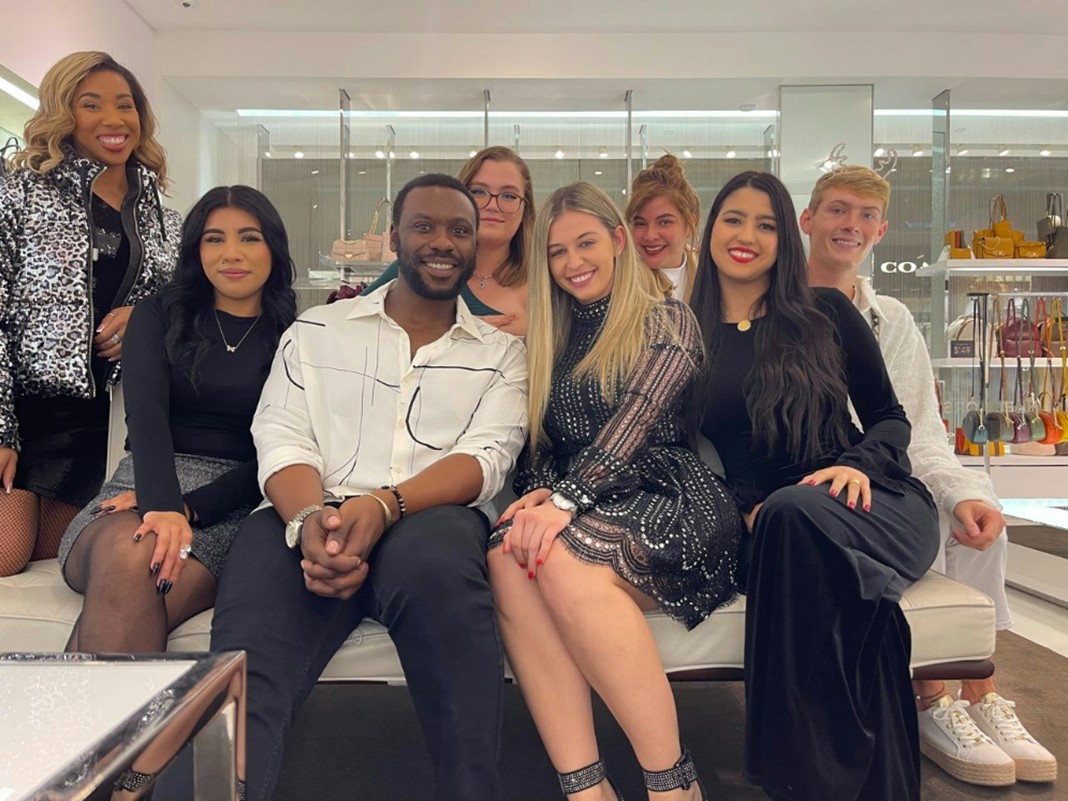 #TeamKors employees show off their style while on the salesfloor