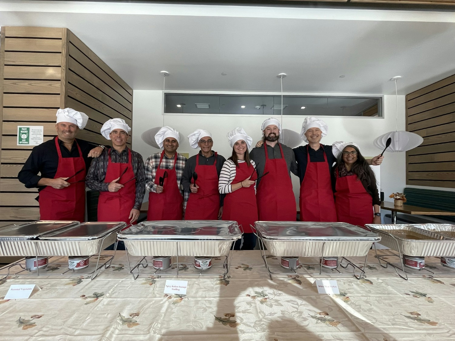 Intermedia Executive team serving Thanksgiving lunch to Sunnyvale Office employees. Yum! 