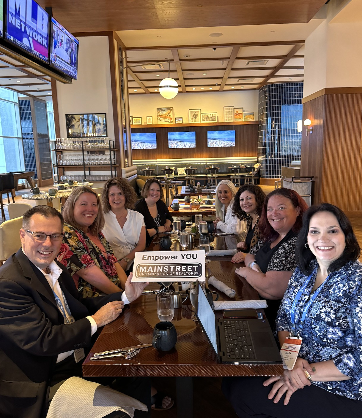 Mainstreet REALTORS staff 