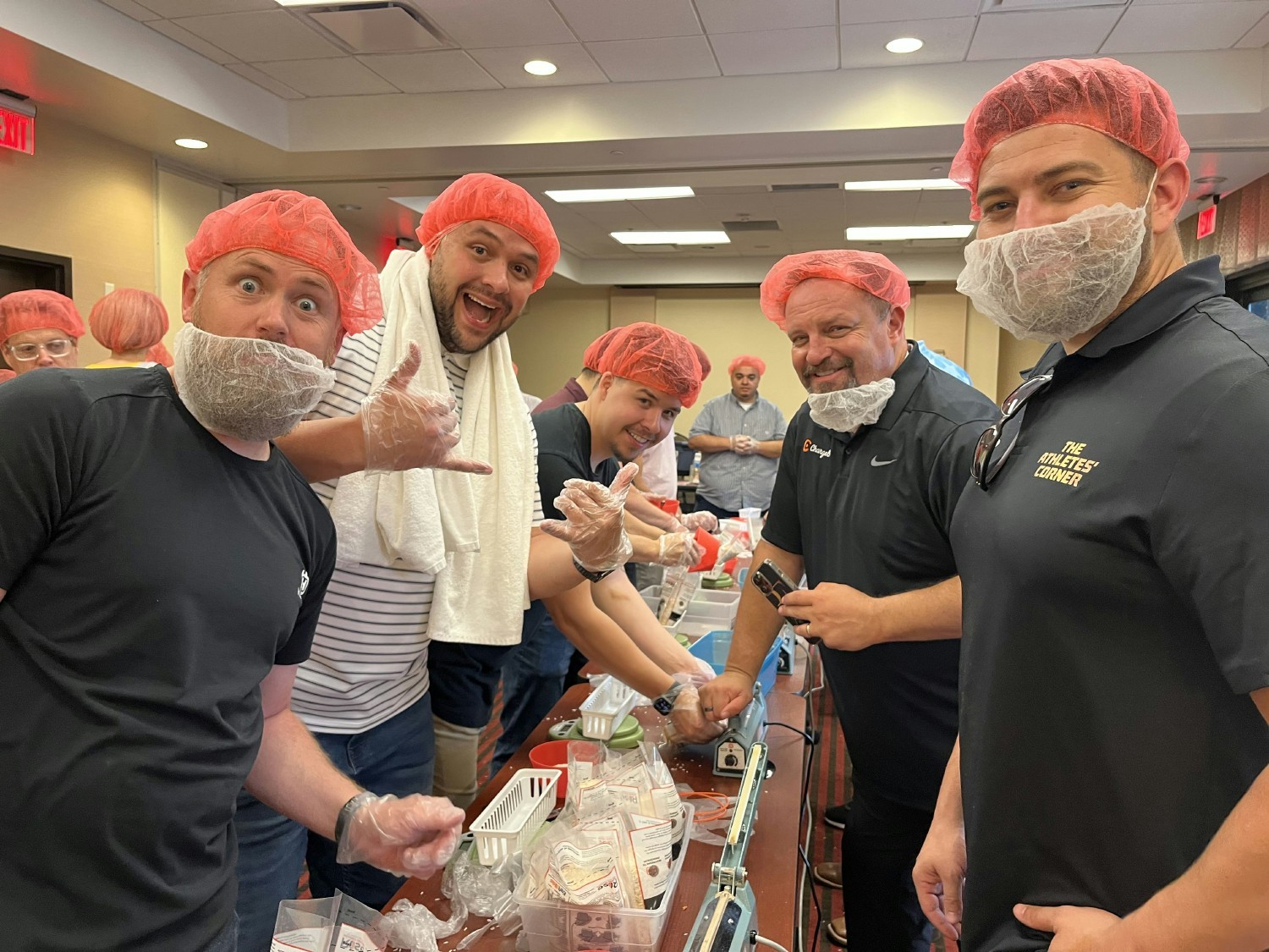 The US team packing 4000 meals for Rise Against Hunger