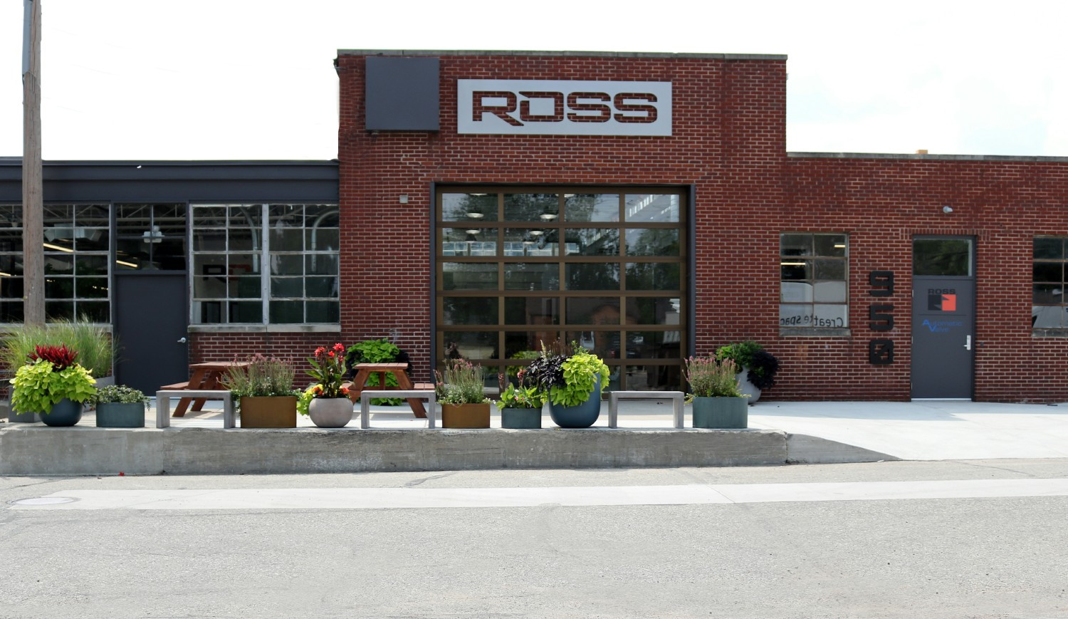 ROSS Controls Corporate location is in Ferndale, MI