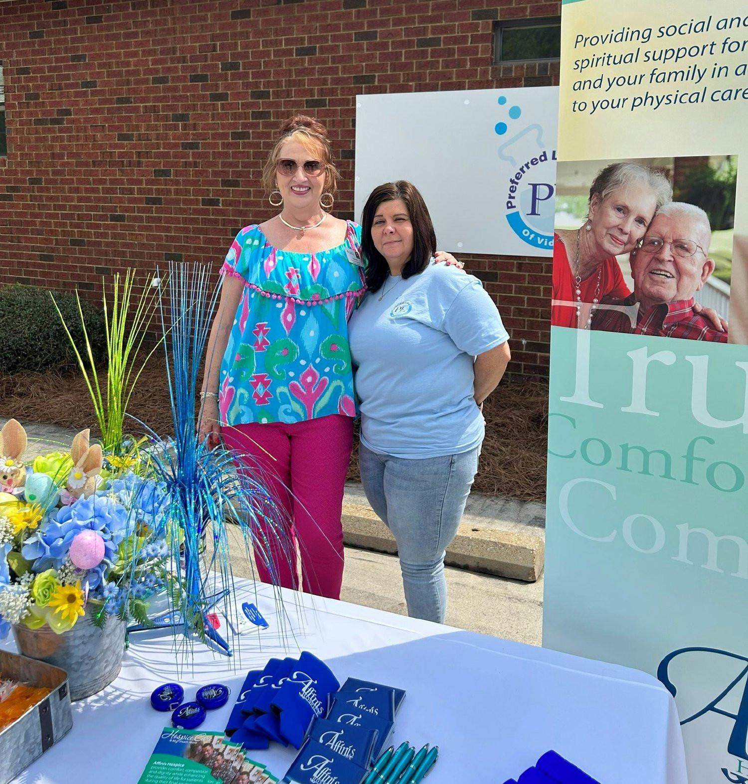 Associates from Affinis and CHSGA Home Health join forces to bring exceptional care and services to our community! 