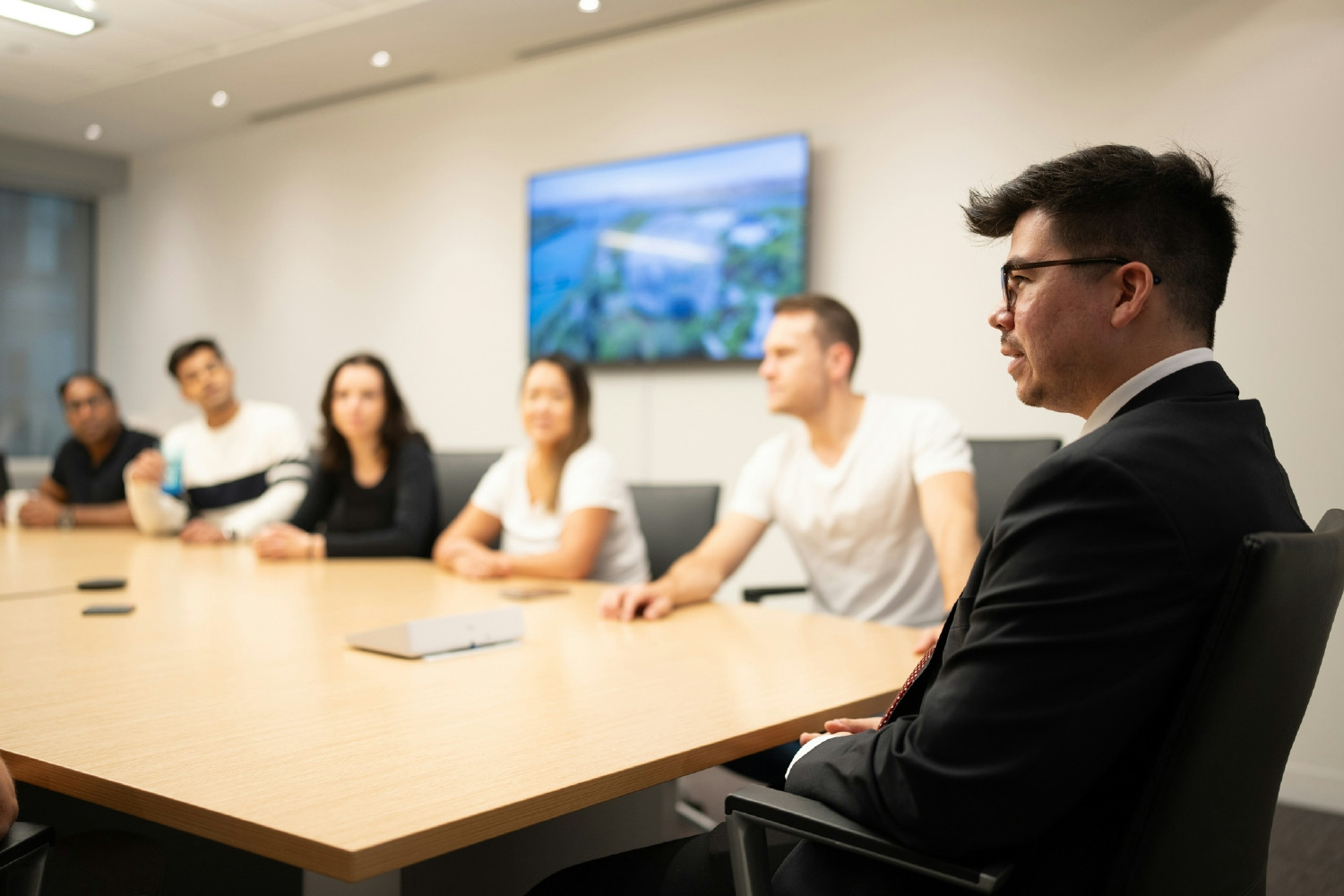 Round Table