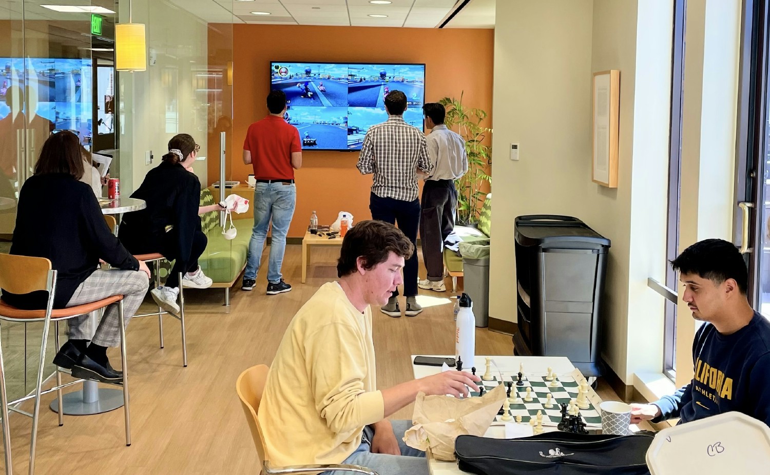 Gaming Tuesdays in the SF office.
Staff gathers to enjoy lunch together and play video and table games on Tuesdays.
