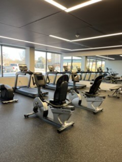 Our corporate office offers the convenience of an onsite store and fitness center for local employees.