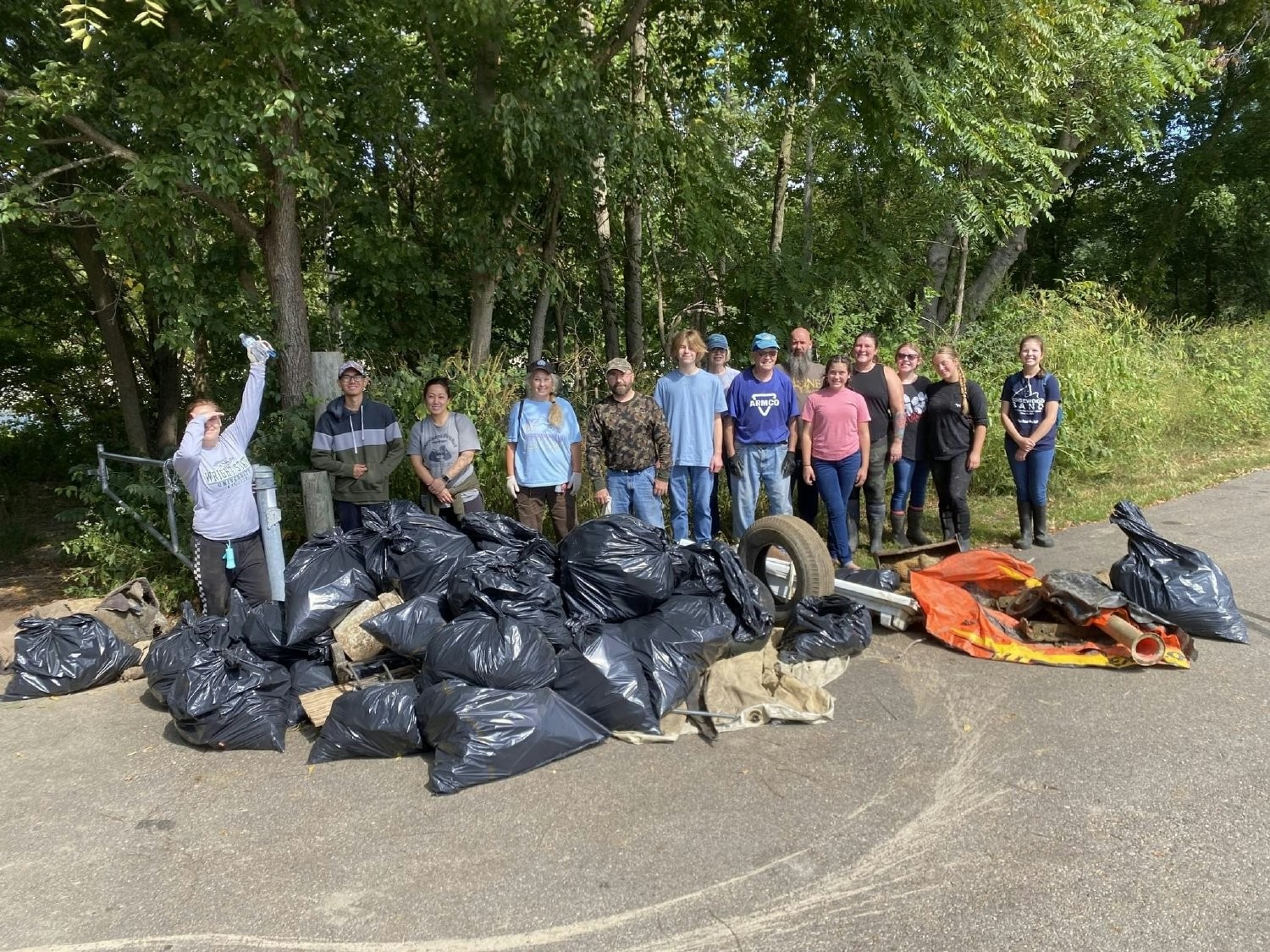 MetroParks is blessed with many volunteer groups who remove invasive species or clean up our parks.