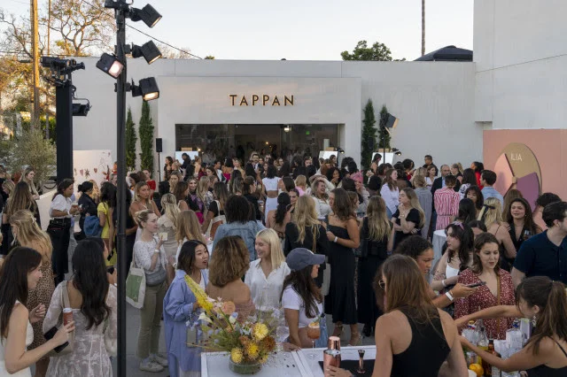 In partnership with Tappan, we gathered our LA community for a night celebrating beauty as art. 