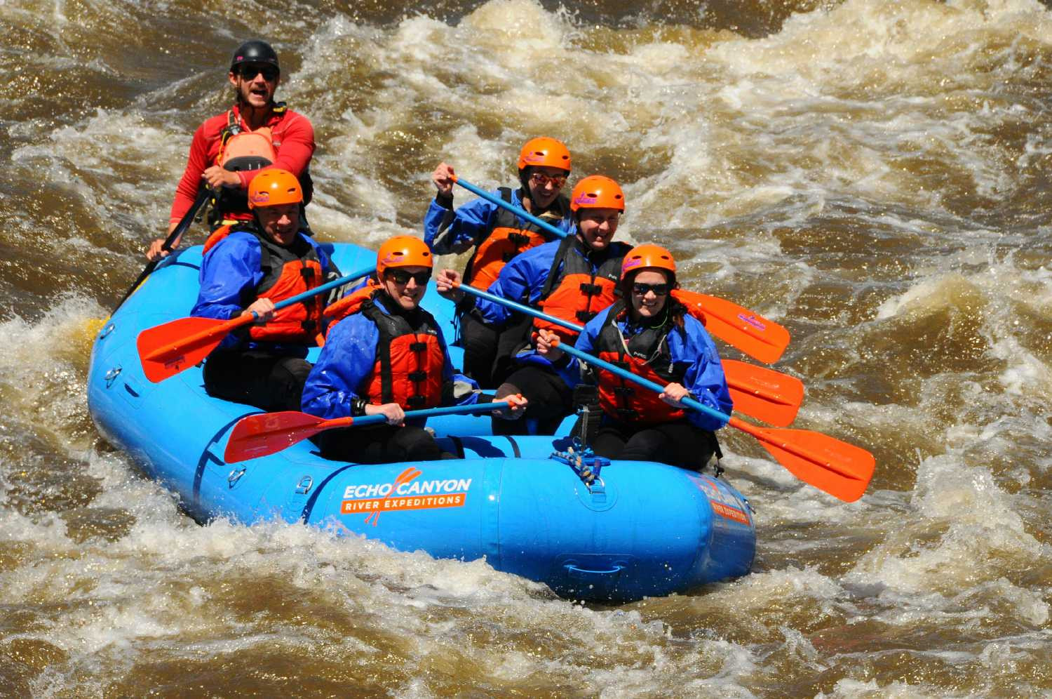 Admiral underwriters and their broker partners go white water rafting at Admiral’s Premier Broker event in Colorado.