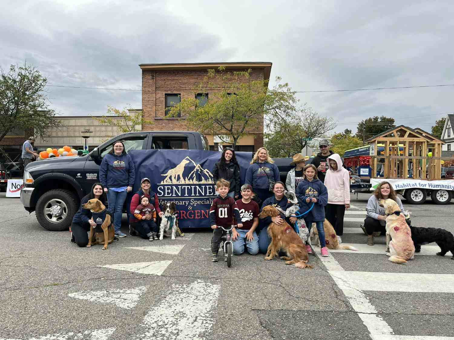 The Homecoming parade team stopped to take a candid photo!