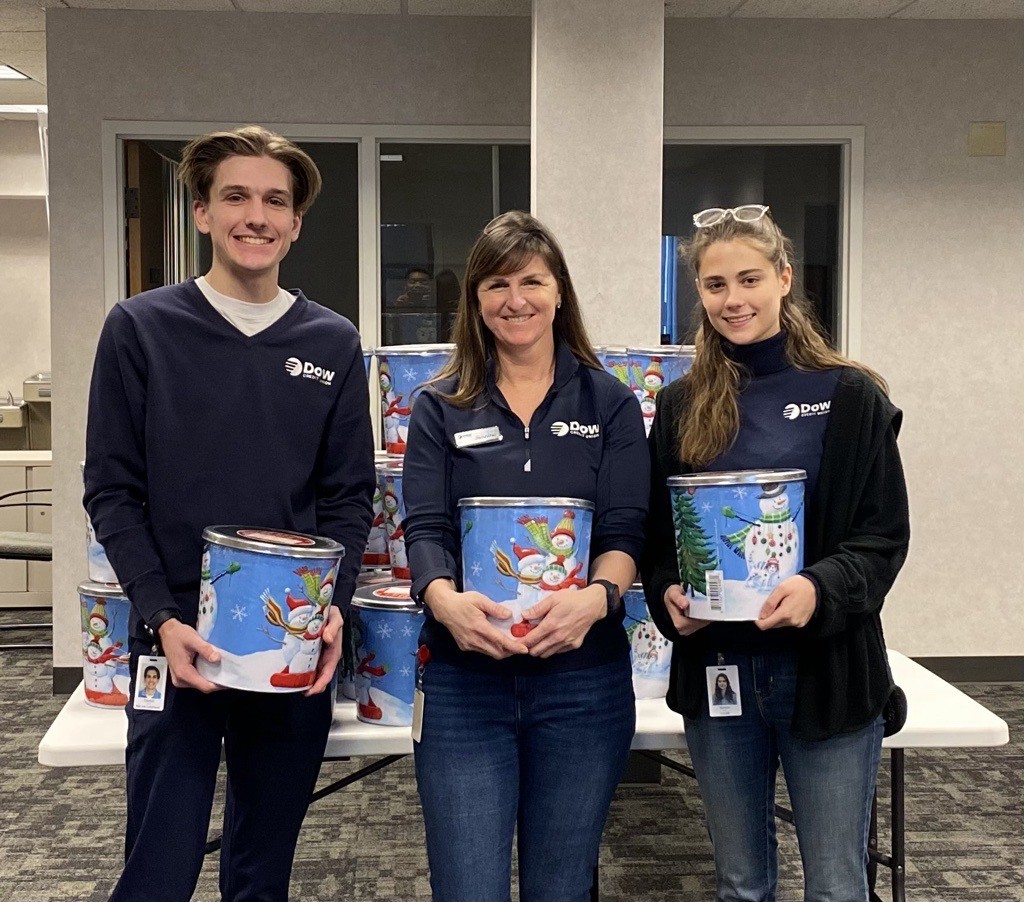 Dow Credit Union Food Huddle - National Pop Corn Day.  Each staff member received a tin of popcorn to enjoy.