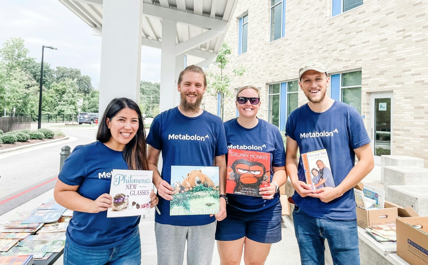 Giving back to our local community organizations during our annual Metabolon Volunteer Day