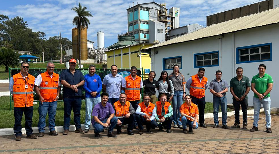 Several employees from various departments gathered at our Santa Rosa facility in Brazil.