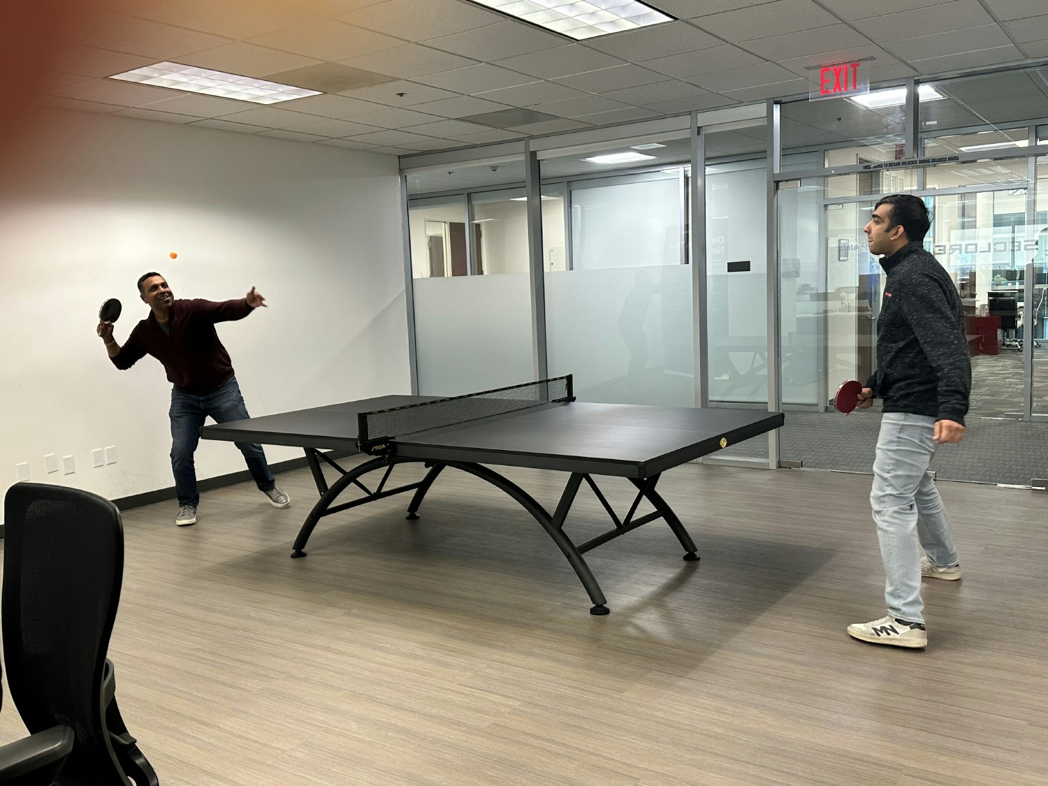 A breather between securing the world’s information. Focus, agility, teamwork—on and off the table.