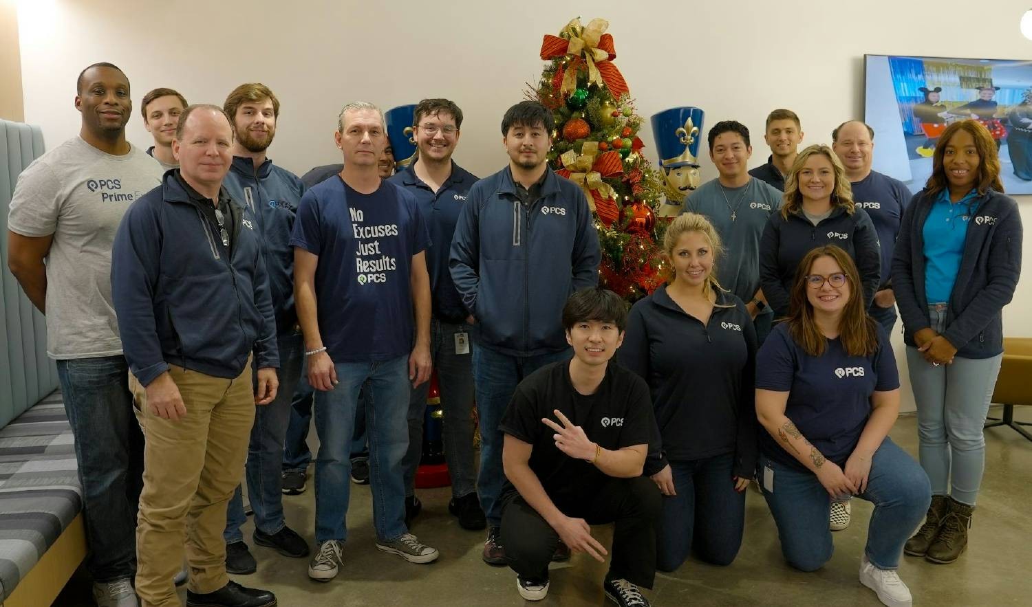 PCS 2022 holiday group photo.