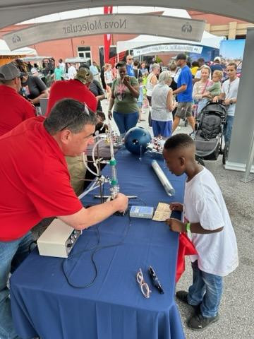 Sharing the love at our 2023 safety cook out, celebrating 3 years with no lost time injuries!