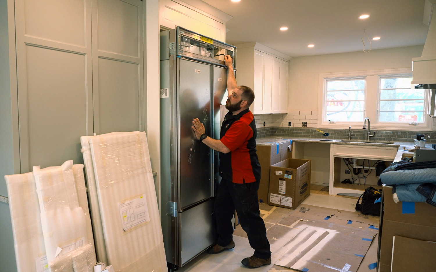 A technical career path at Warners' Stellian leads to an Installation Technician role.