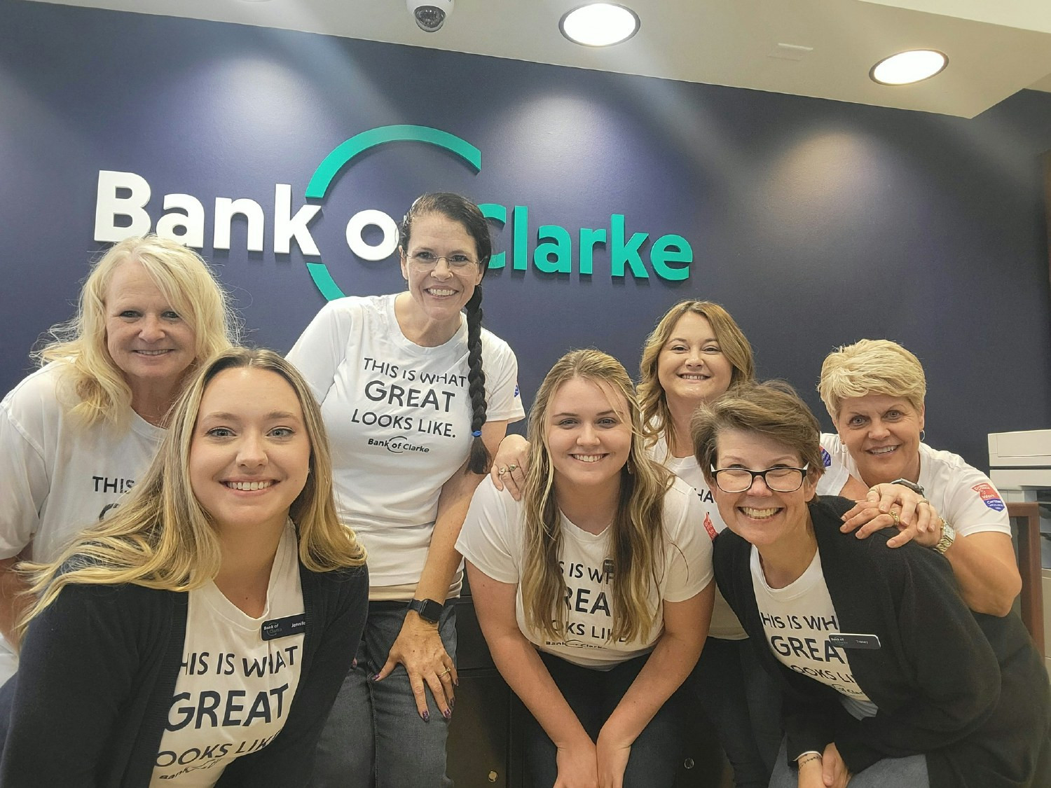 Branch employees celebrating our Great Place To Work certification on 2023. 