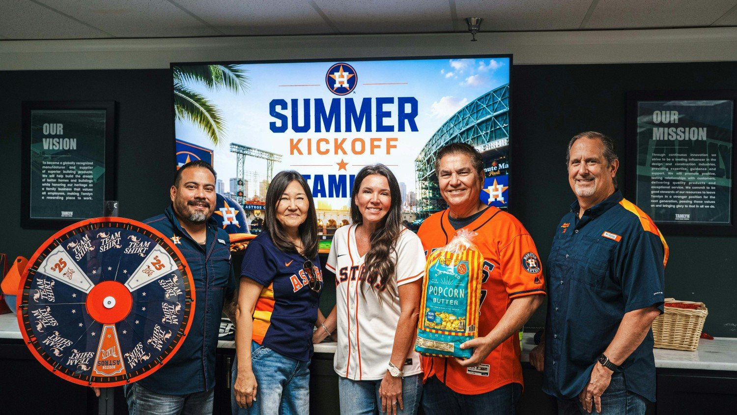 Summer kickoff, Astros style! ⚾ Prizes, treats, plenty of team spirit and a whole lot of TeamTamlyn fun!