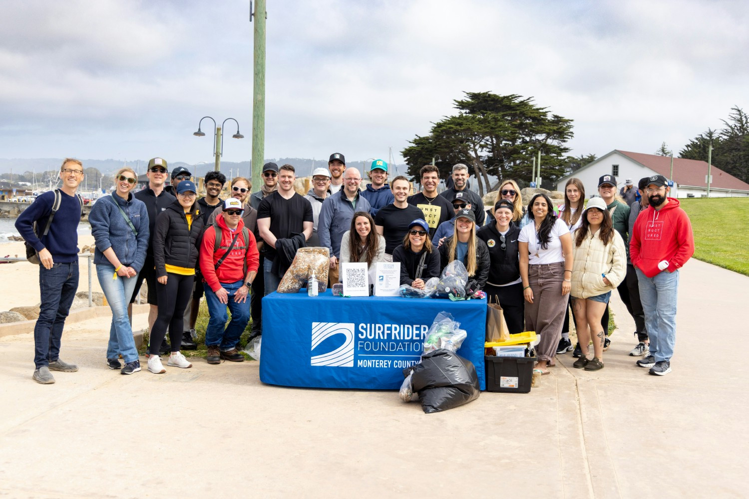 Members of the Unstructured crew volunteer with Surfrider Foundation to clean a local beach in Monterey, CA.