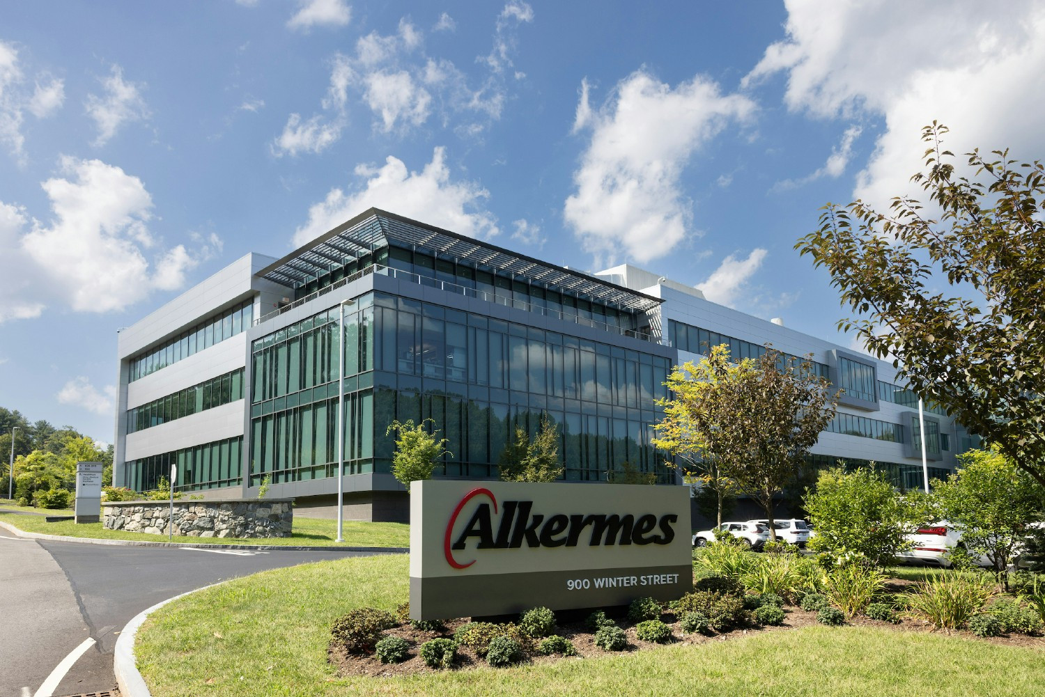 Alkermes employees in our Waltham facility.