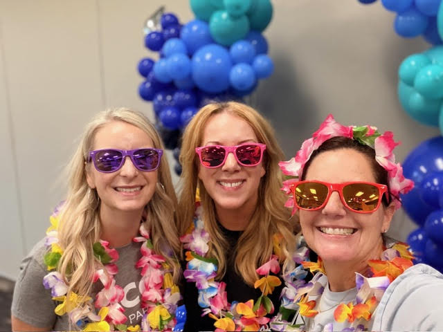 Hawaiian night festivities for an annual doctor meeting