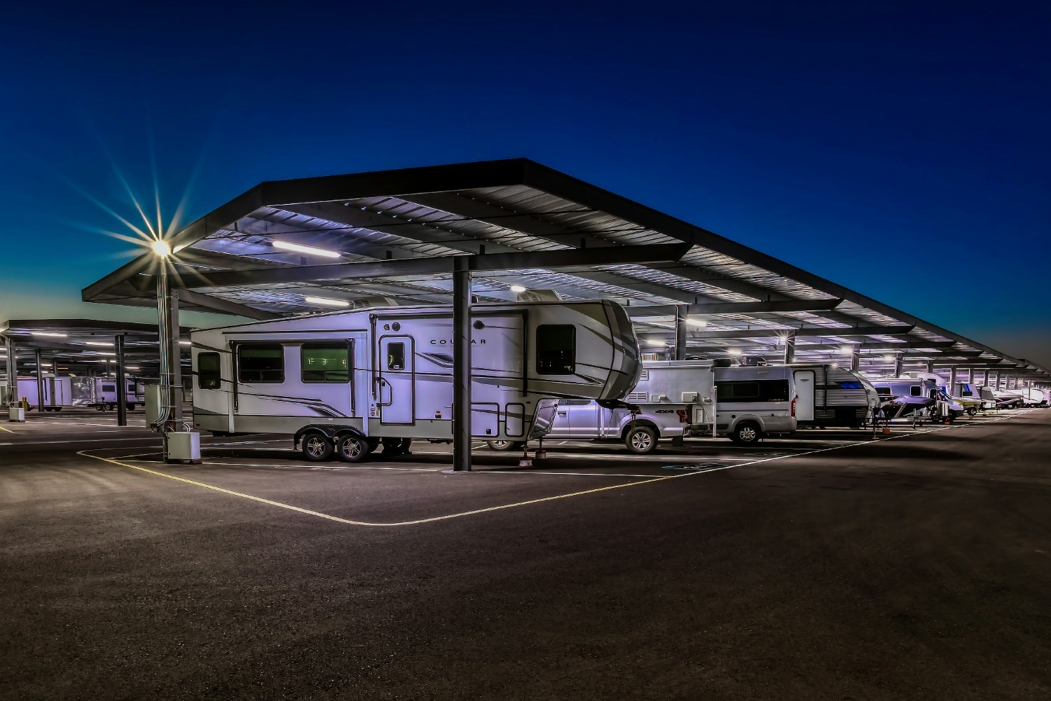 We provide covered parking for vehicles in a variety of sizes, along with free amenities and great security. 