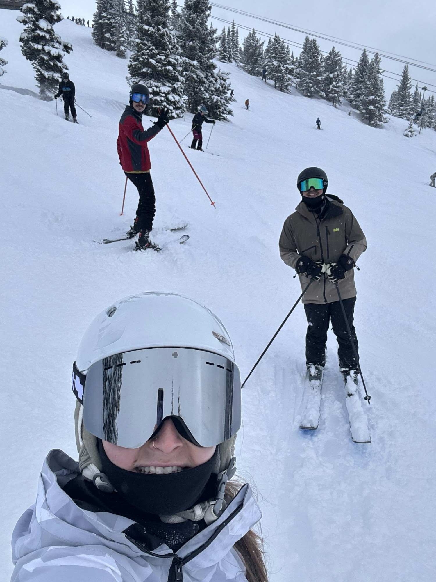 AIR teammates hit the slopes for the 26th Jane-a-Thon, an annual ski event that raises money for Invest in Kids.