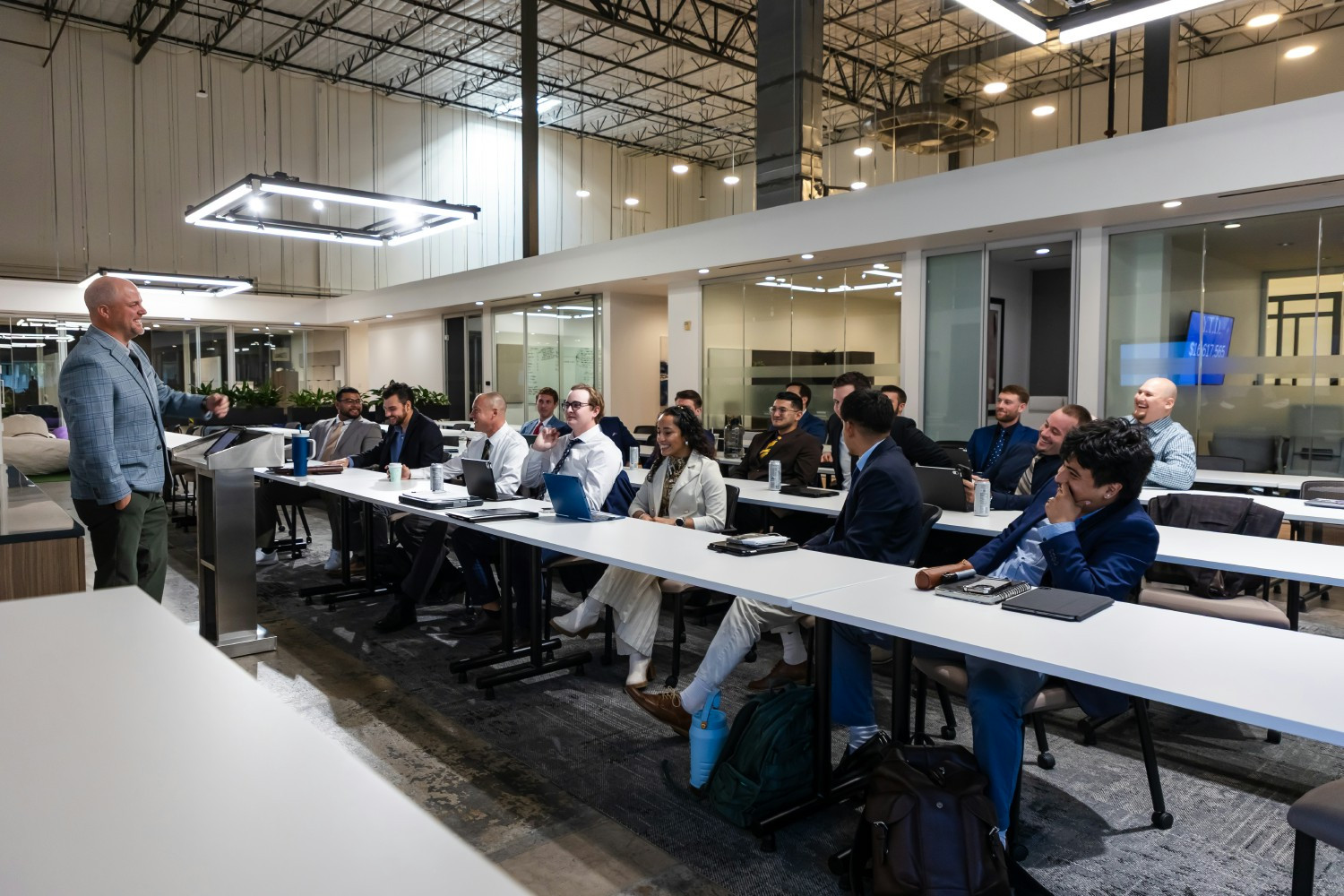 Growing leaders in real time—expert-led training powered by 10+ years of leadership experience.